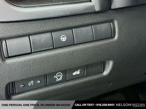 Certified 2026 Nissan Rogue SV FWD image 10
