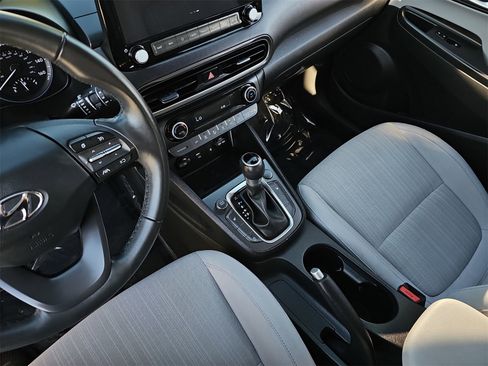 Certified 2023 Hyundai Kona SEL w/ Convenience Package image 25