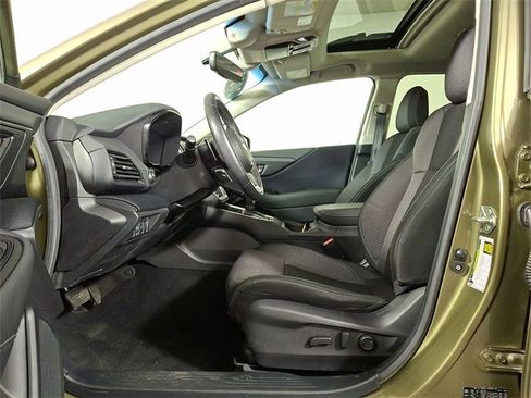 Used 2020 Subaru Outback Premium image 15