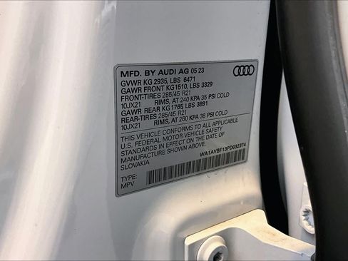 Used 2023 Audi Q8 Premium w/ Convenience Package AWD/4WD image 66