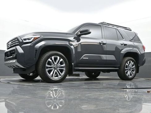 New 2025 Toyota 4Runner Limited image 27