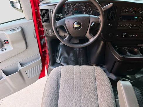 Used 2024 Chevrolet Express 2500 RWD image 20