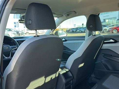 Used 2024 Volkswagen Taos S image 17