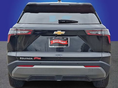 Used 2025 Chevrolet Equinox LT FWD image 5