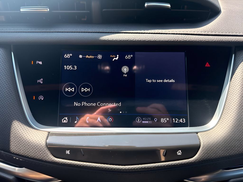 Used 2026 Cadillac XT5 Premium Luxury w/ LPO, ONYX Package FWD image 20