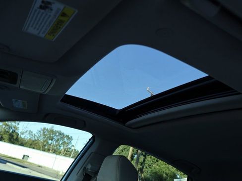 Used 2023 Honda Accord EX image 11