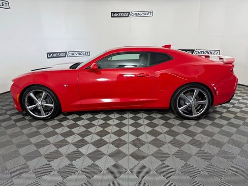 Used 2017 Chevrolet Camaro SS RWD image 3