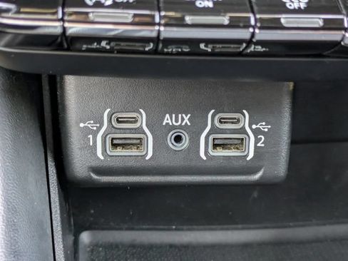Used 2023 Dodge Durango GT RWD image 30