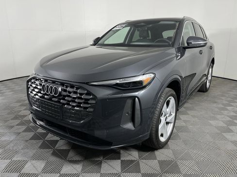 Used 2025 Audi Q5 Premium Plus w/ Premium Plus image 4