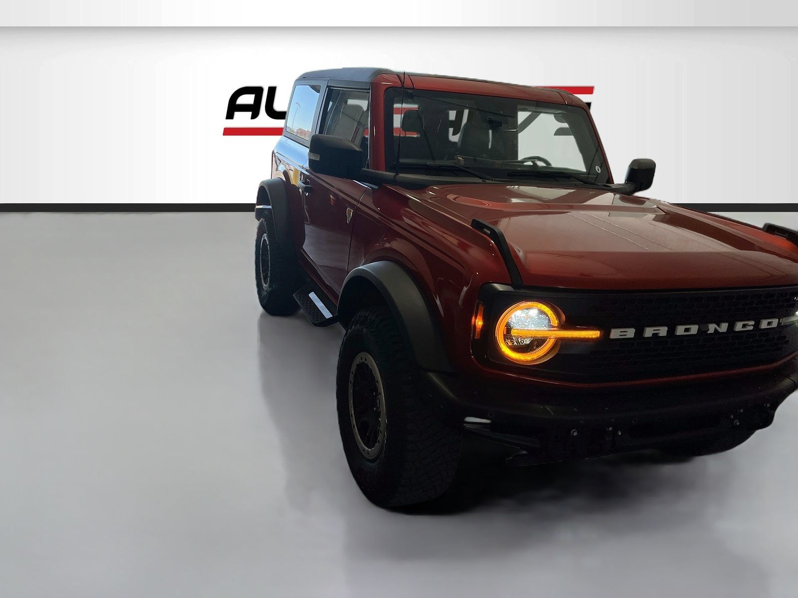 Used 2024 Ford Bronco Badlands w/ Sasquatch Package AWD/4WD image 1