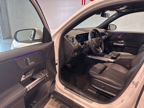 Used 2023 Mercedes-Benz EQB 300 4MATIC w/ Exclusive Package image 13