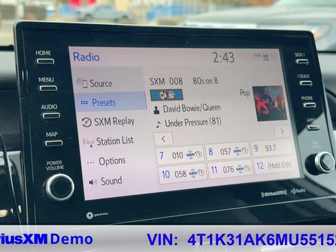 Used 2021 Toyota Camry XSE image 27