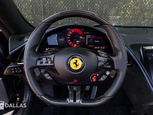 Used 2024 Ferrari Roma Spider RWD image 30