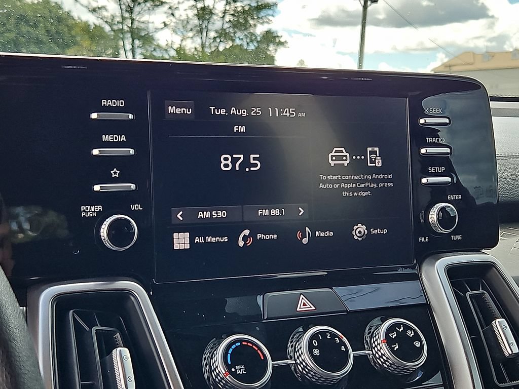 Used 2023 Kia Sorento LX AWD/4WD image 18