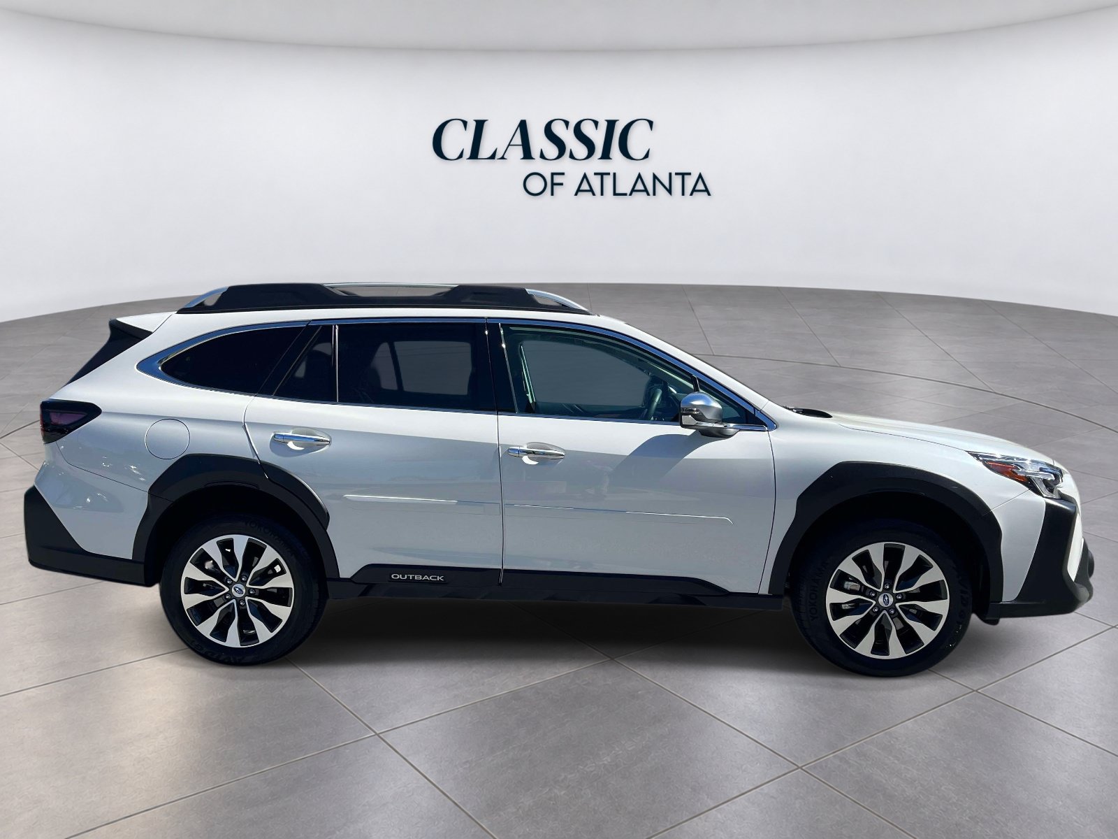 Used 2025 Subaru Outback Touring XT w/ Tech Package 3 AWD/4WD image 6