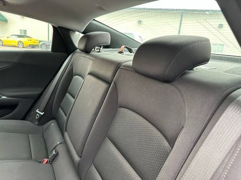 Used 2024 Chevrolet Malibu LT FWD image 23