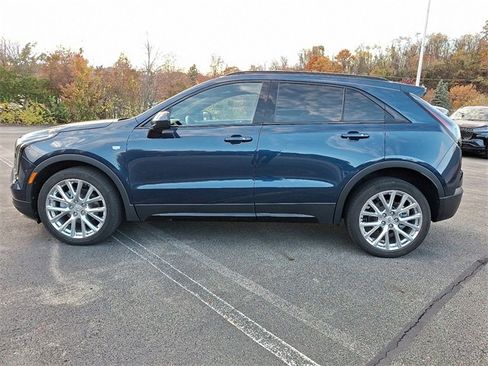 Used 2020 Cadillac XT4 Sport image 4