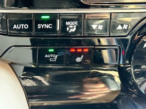 Used 2025 Acura MDX w/ Technology Package image 23