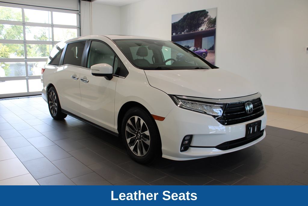 Used 2023 Honda Odyssey EX-L image 2