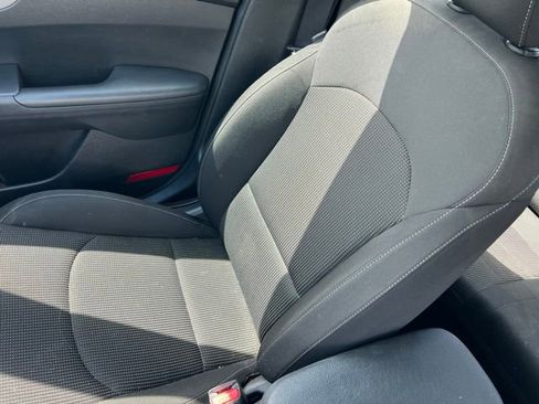 Used 2020 Kia Forte LXS FWD image 12