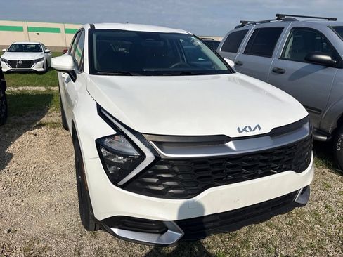 Certified 2023 Kia Sportage LX AWD/4WD image 1