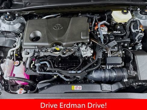 Certified 2025 Toyota Camry SE image 29