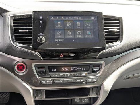 Used 2019 Honda Pilot EX-L image 10