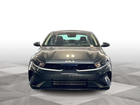 Certified 2024 Kia Forte LXS FWD image 3