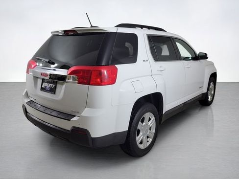 Used 2015 GMC Terrain SLE w/ Safety Package AWD/4WD image 3