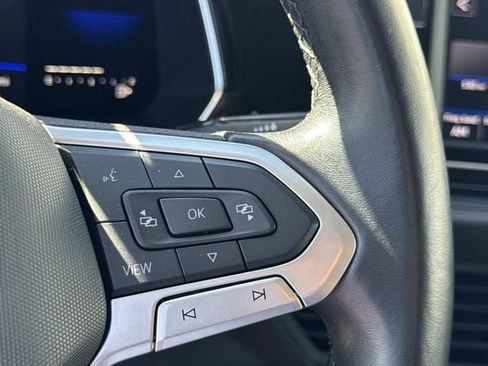 Used 2022 Volkswagen Jetta SE image 18