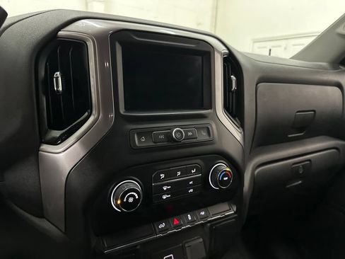 Used 2020 Chevrolet Silverado 1500 Custom w/ Custom Value Package RWD image 41