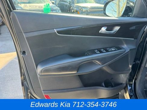 Used 2020 Kia Sorento LX w/ LX I4 Convenience Package image 18