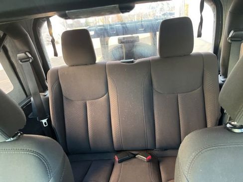 Used 2015 Jeep Wrangler Sport w/ Connectivity Group image 25