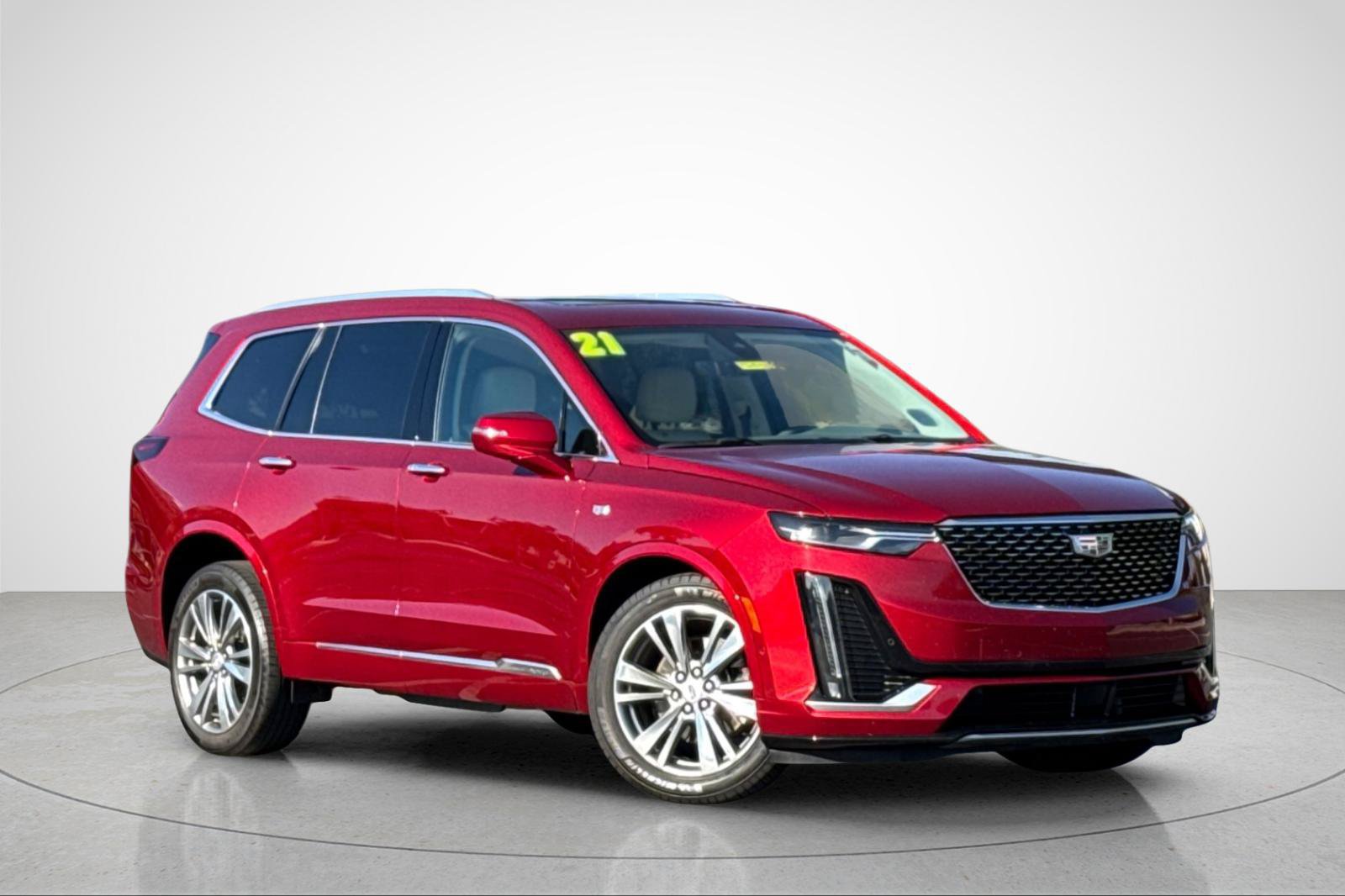 Used 2021 Cadillac XT6 Premium Luxury AWD/4WD image 2