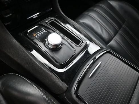 Used 2017 Chrysler 300 S image 26