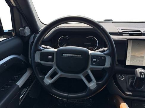 Used 2023 Land Rover Defender 130 SE AWD/4WD image 13