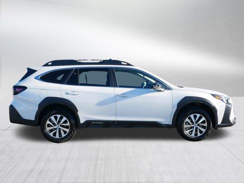 Certified 2025 Subaru Outback Premium image 8