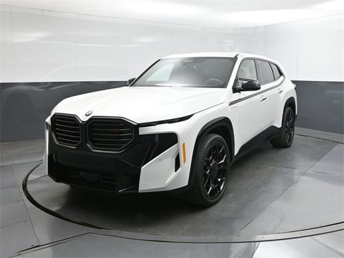 New 2026 BMW XM Label Red w/ M Driver's Package image 30