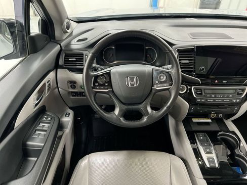 Used 2020 Honda Pilot Elite image 11