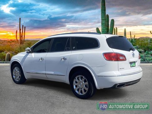 Used 2017 Buick Enclave Leather FWD image 5