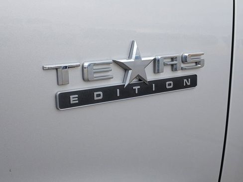 Used 2021 Chevrolet Silverado 1500 LT w/ Texas Edition Plus image 21