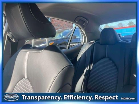 Certified 2024 Toyota Camry SE image 33