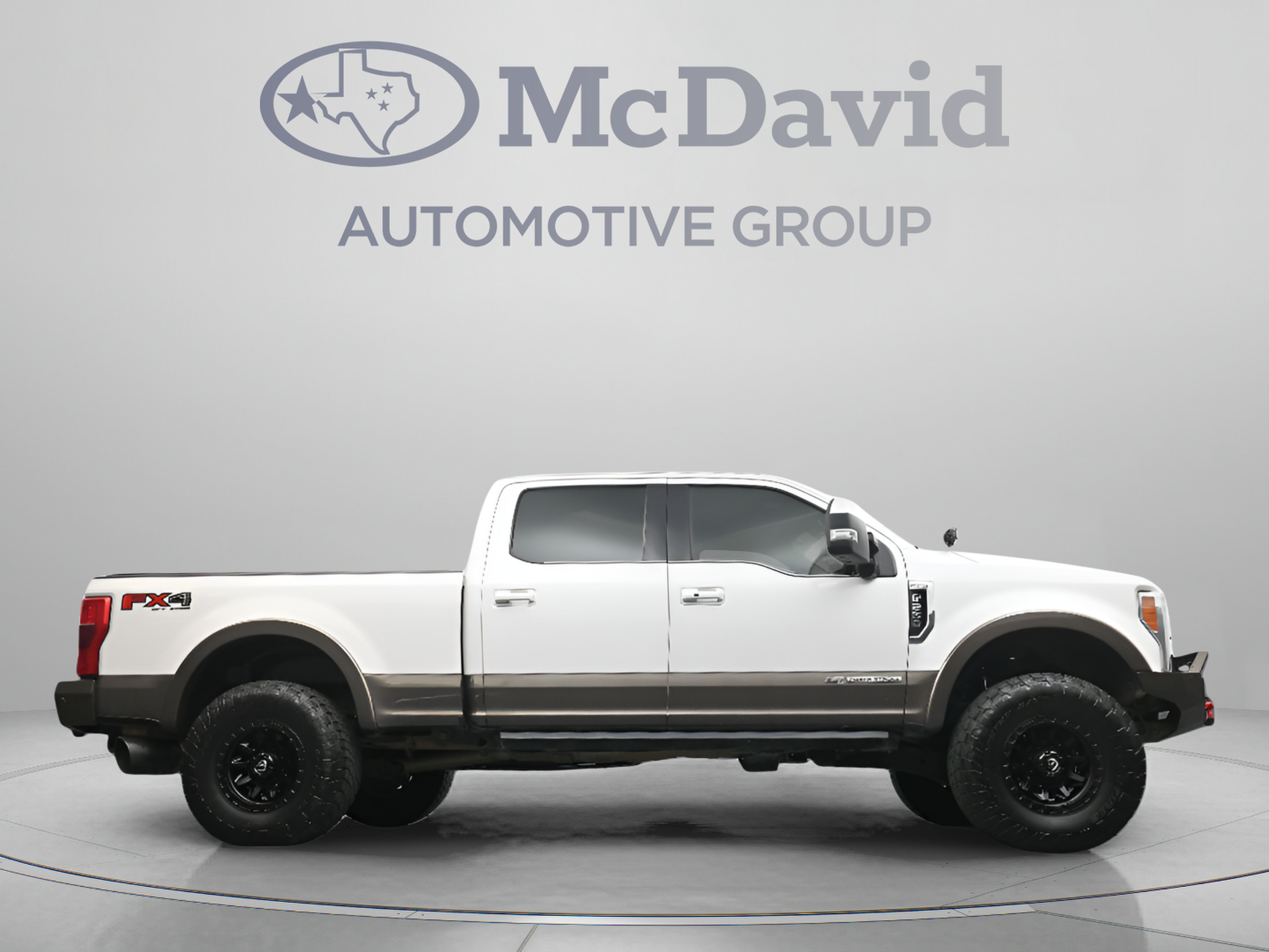 Used 2017 Ford F250 King Ranch w/ King Ranch Ultimate Package AWD/4WD image 32