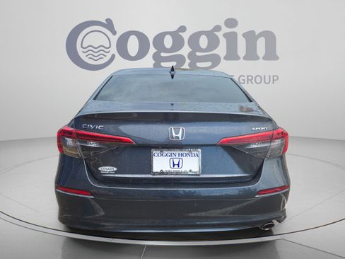 Used 2022 Honda Civic Sport image 4