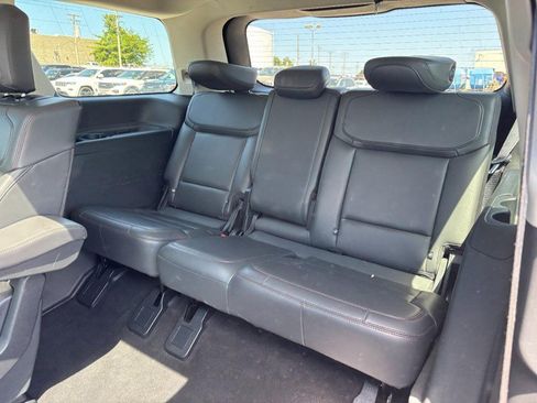 Used 2025 Ford Expedition Active AWD/4WD image 13
