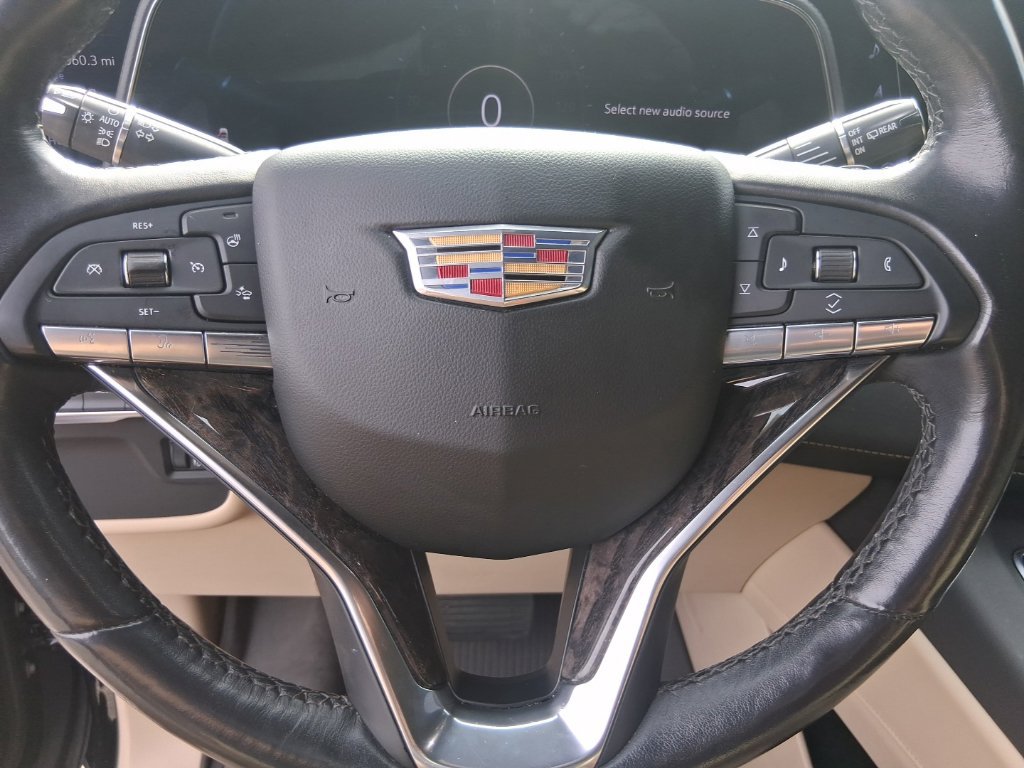 Used 2023 Cadillac Escalade ESV Premium Luxury AWD/4WD image 12