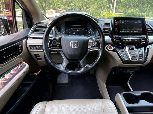 Used 2019 Honda Odyssey Elite image 8