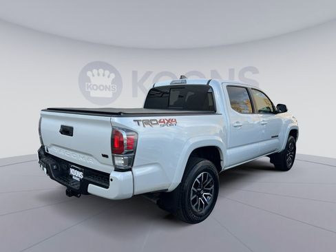 Used 2023 Toyota Tacoma TRD Sport image 2