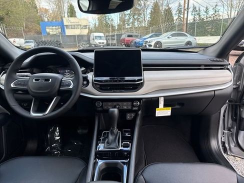 New 2026 Jeep Compass Limited image 11