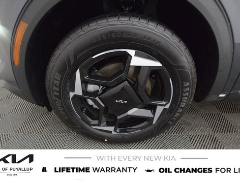 New 2026 Kia Sportage EX image 21